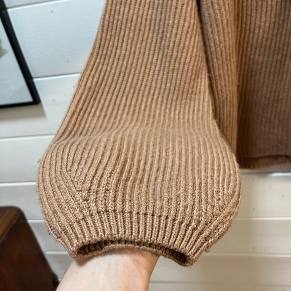 FWD – Brown Ribbed Knit Sweater XL - Picture 4 of 8